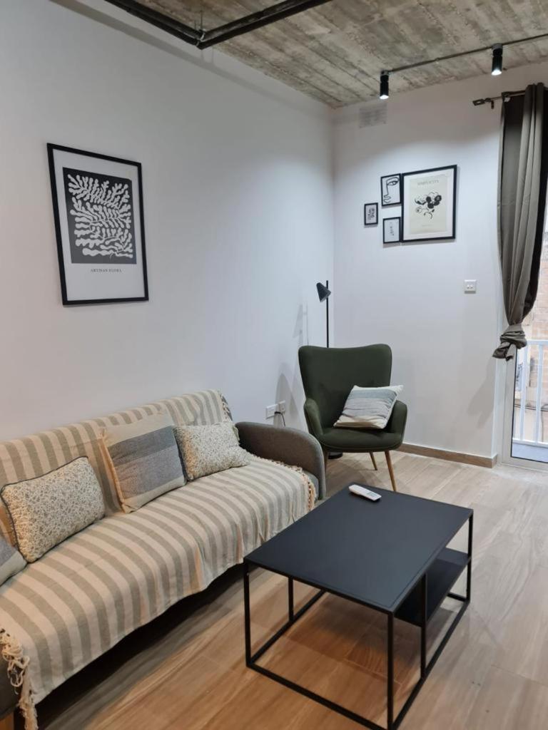 Simplicity Apartament *